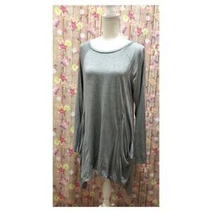 Cable & Gauge Asymmetrical Long Sleeve Gray Flowy Top Large